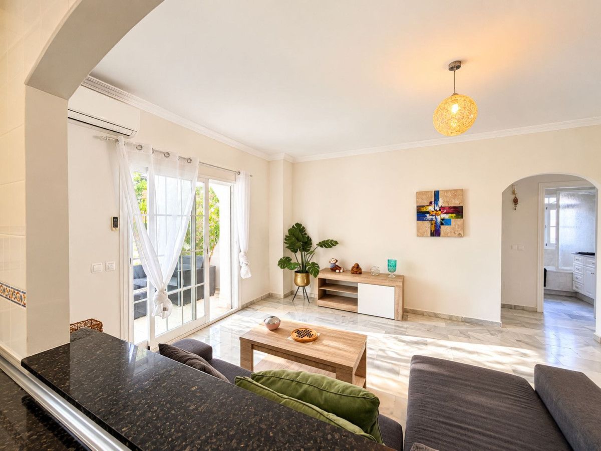 Erdgeschosswohnung in Estepona, Estepona, 8/12