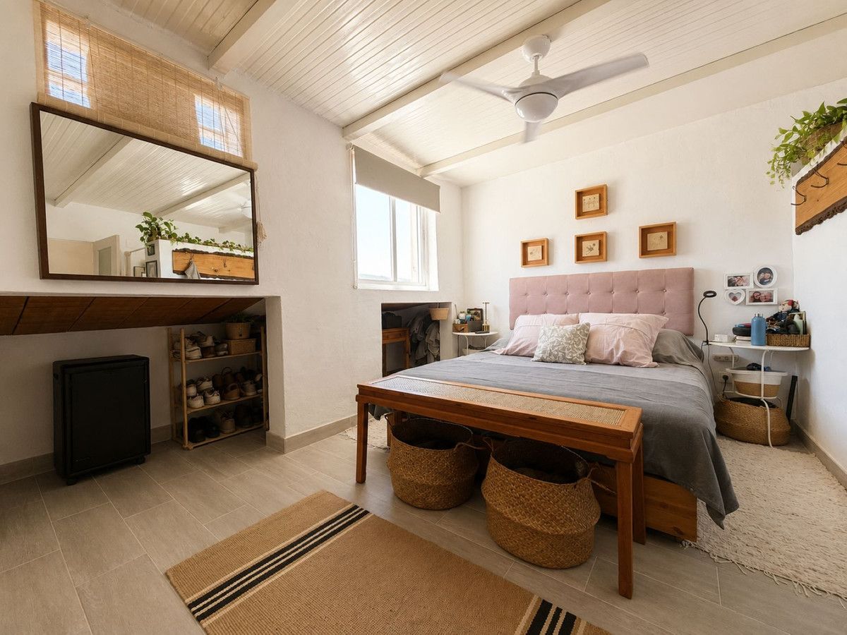Townhouse in Bel Air, Bel Air, 9/12