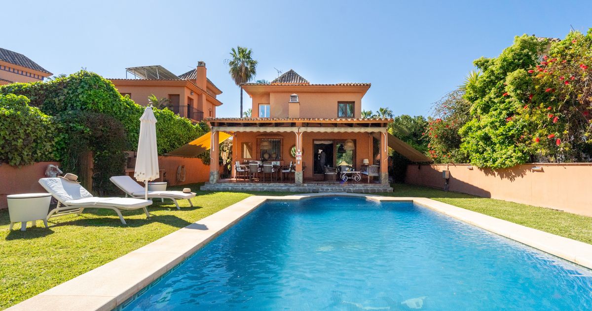 Villa in Mijas Costa, Sierrezuela, Mijas Costa, 3/12