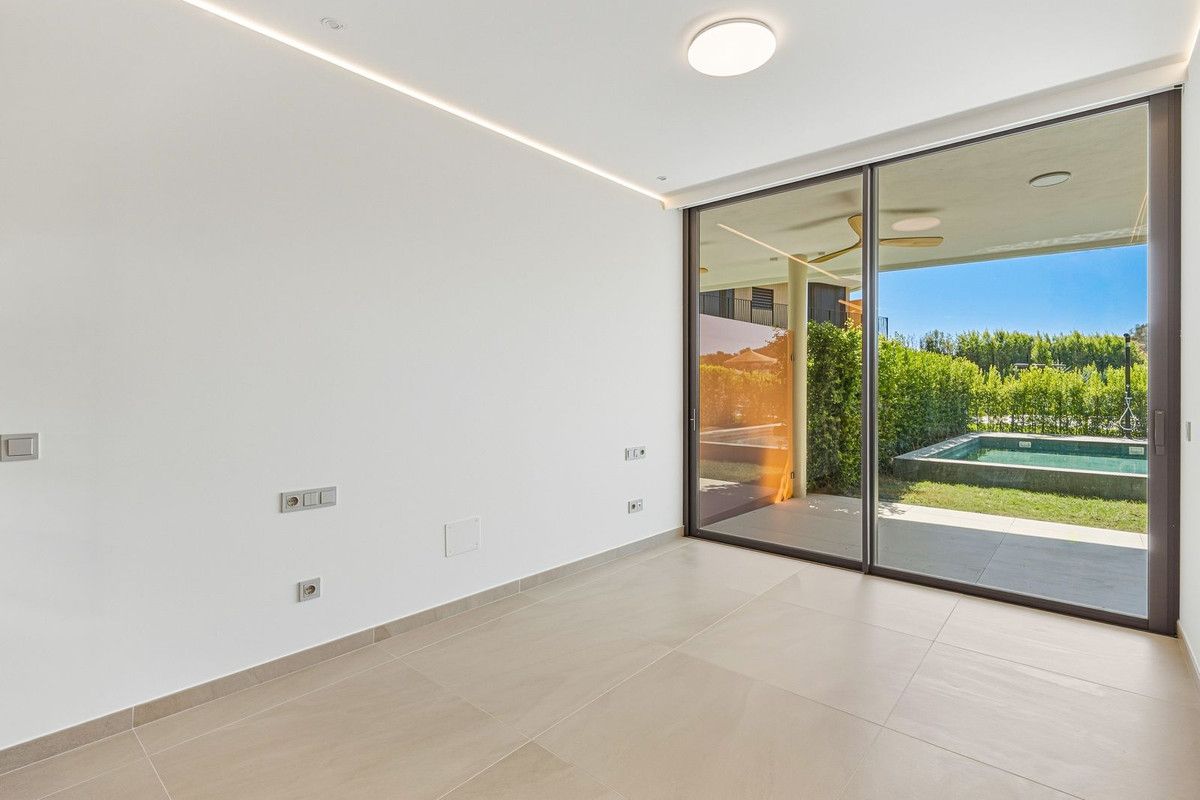 Apartamento en Planta Baja en Higuerón, Higueron, 8/12