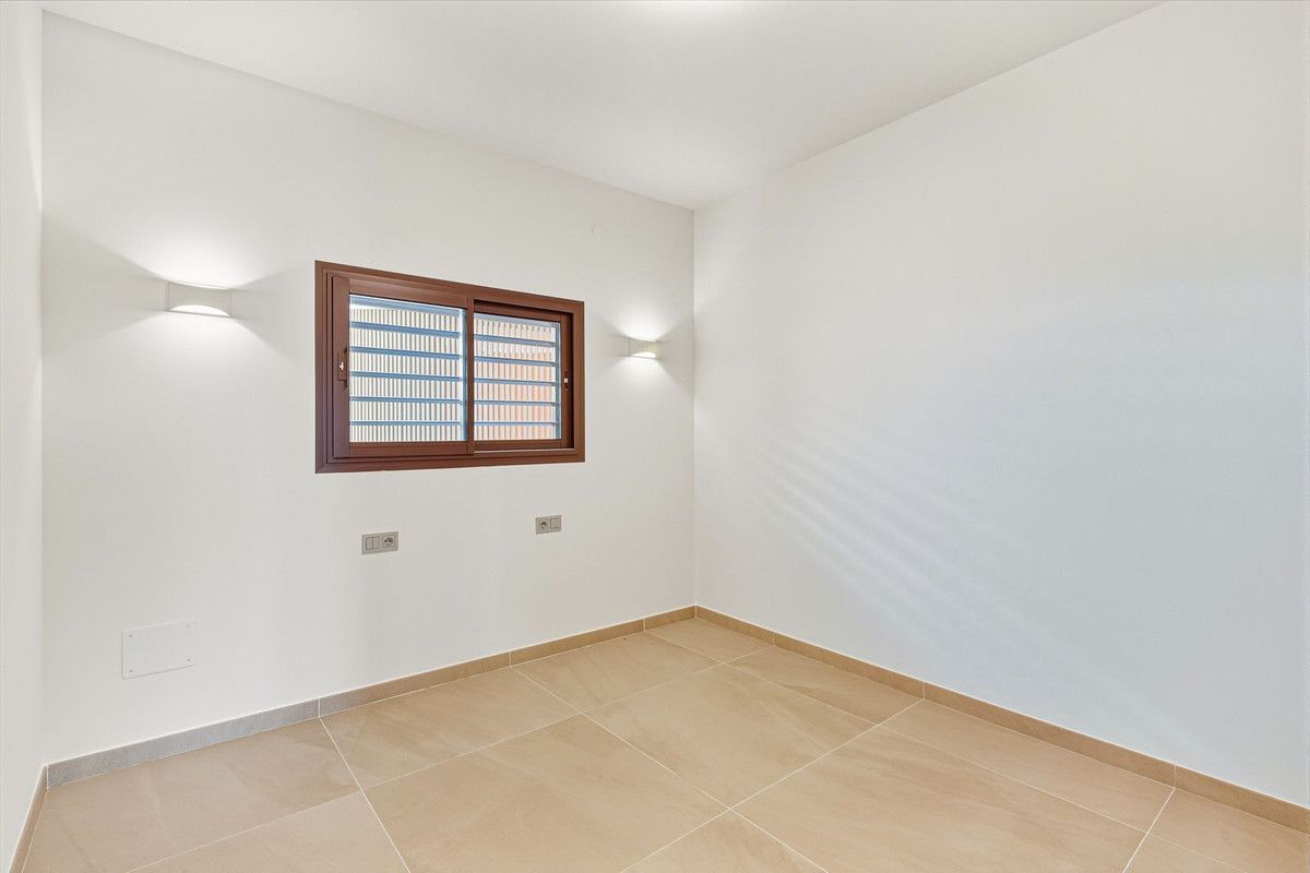 Apartamento en Planta Baja en Higuerón, Higueron, 10/12