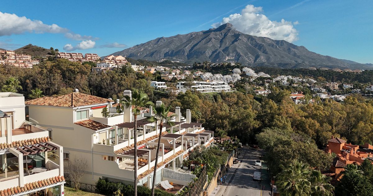Apartment in Nueva Andalucia, Palacetes Los Belvederes, Nueva Andalucia, 5/12