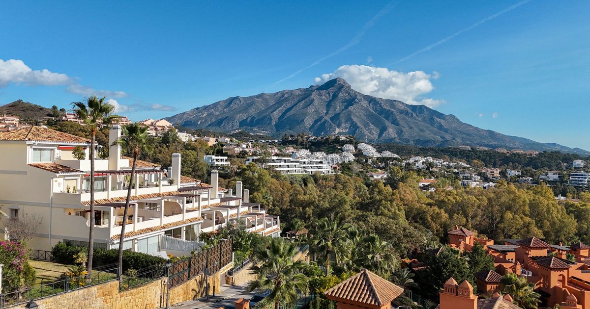 Apartment in Nueva Andalucia, Palacetes Los Belvederes, Nueva Andalucia, 6/12
