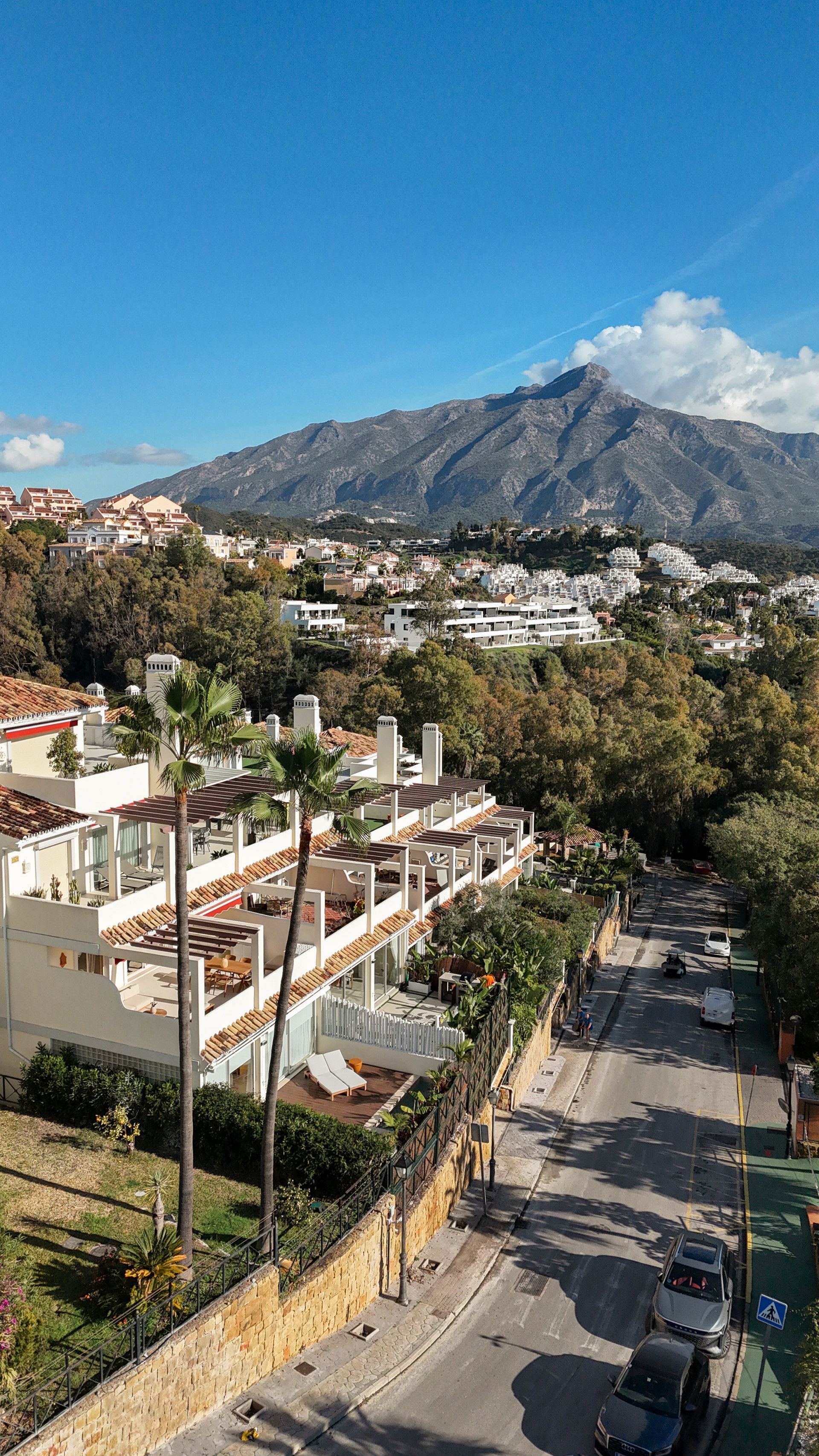 Apartment in Nueva Andalucia, Palacetes Los Belvederes, Nueva Andalucia, 7/12