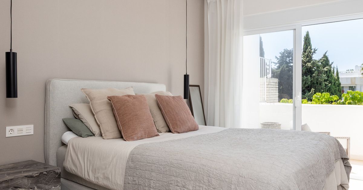 Apartament na środkowym piętrze w Nueva Andalucía, Nueva Andalucía, 10/12