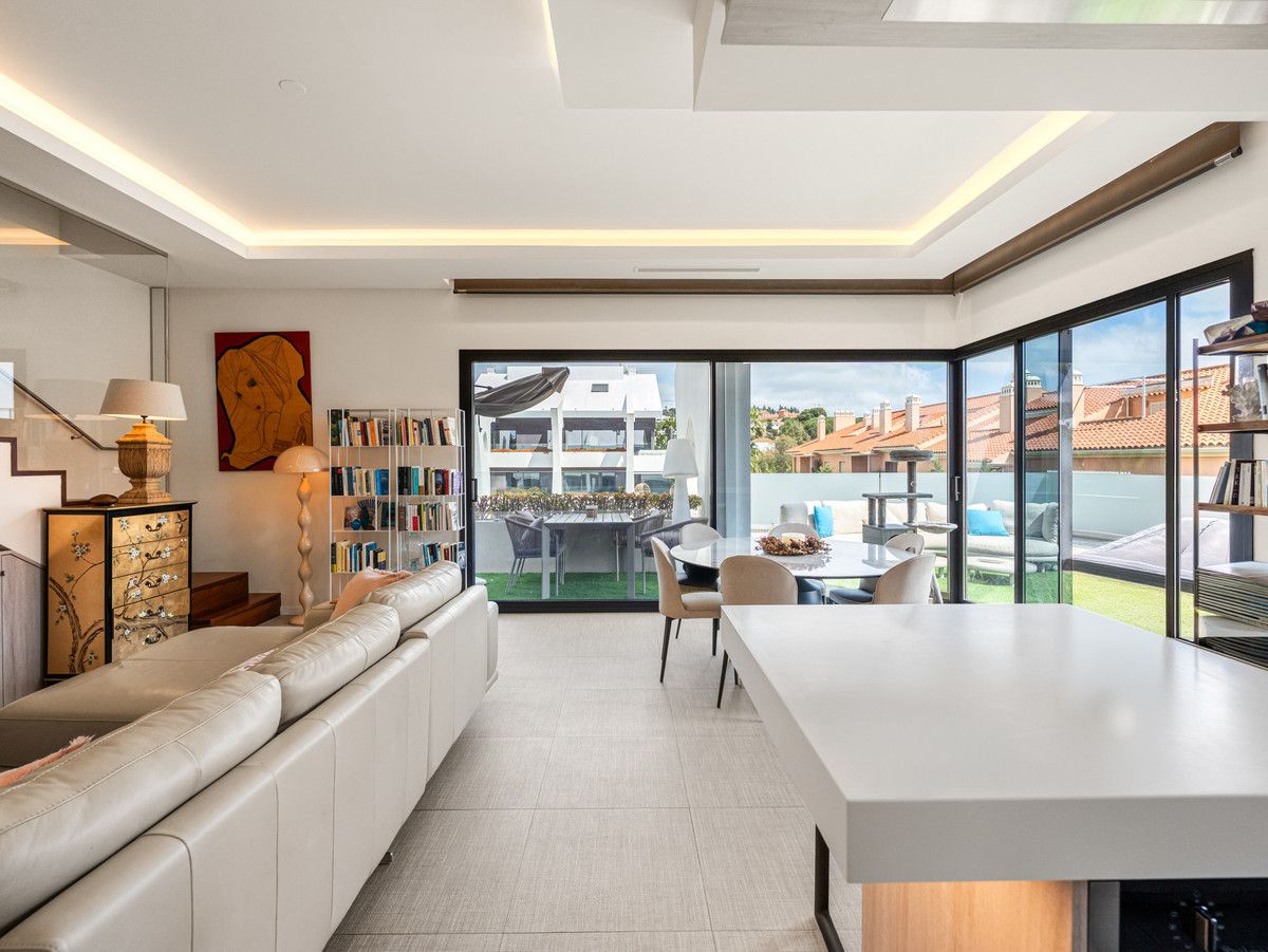 Penthouse Duplex in Cabopino, Cabopino, 7/12