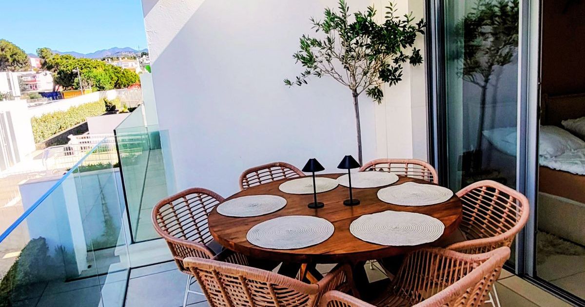 Apartamento de planta media en Elviria, Elviria, 12/12