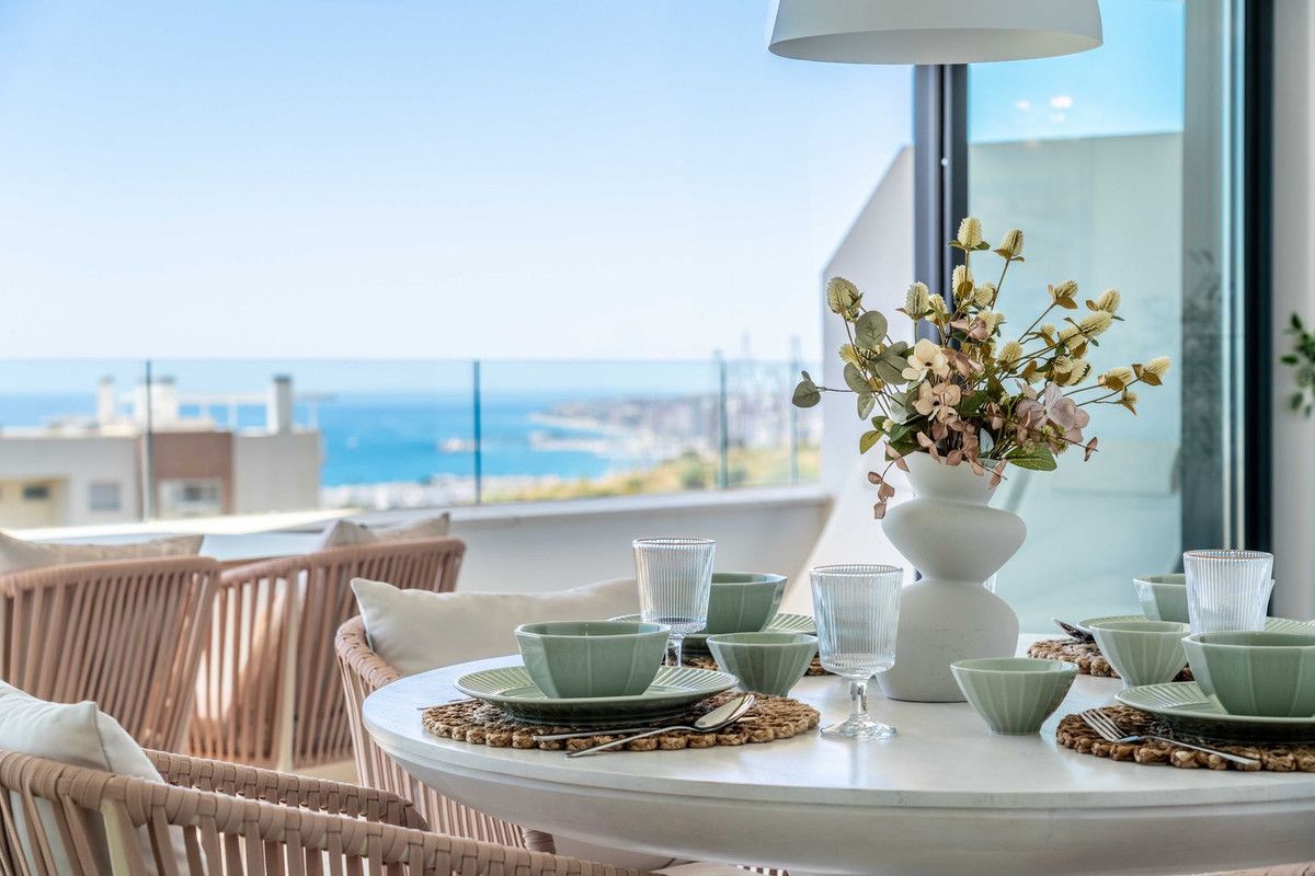 Квартира на среднем этаже в Fuengirola, Fuengirola, 3/12