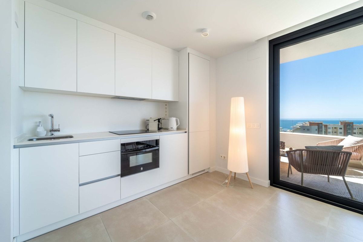 Квартира на среднем этаже в Fuengirola, Fuengirola, 6/12