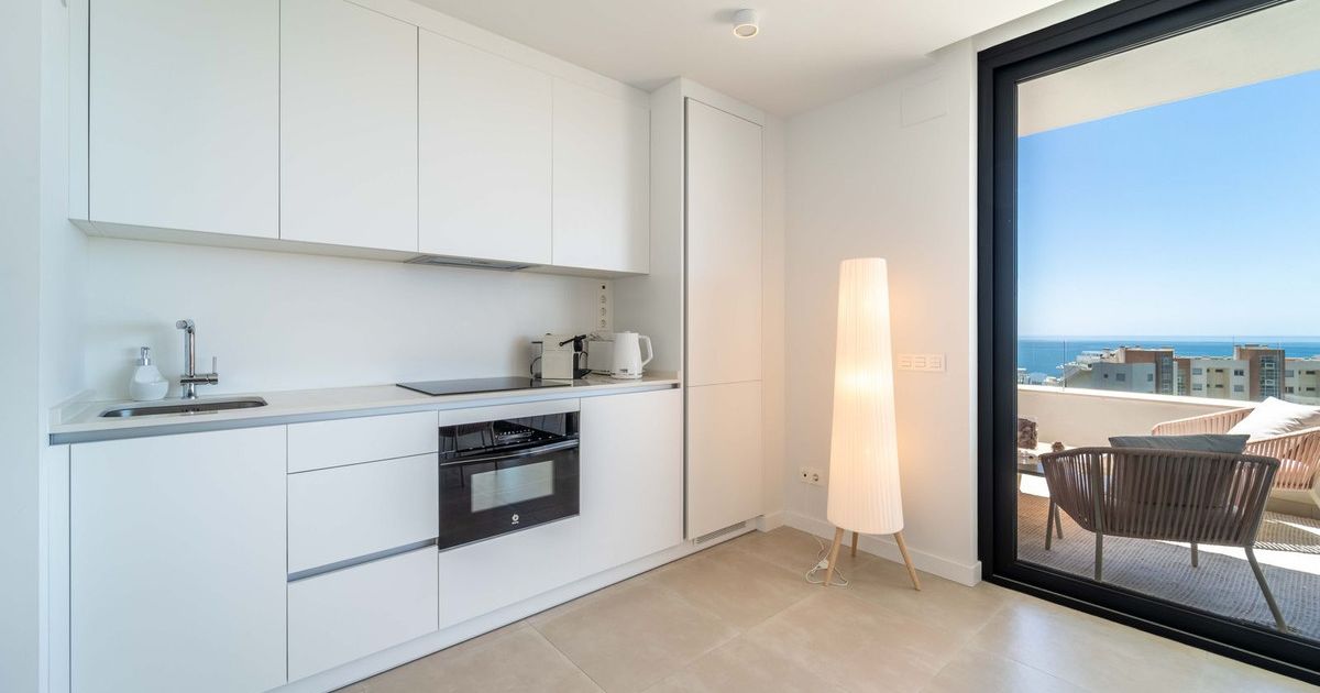 Квартира на среднем этаже в Fuengirola, Fuengirola, 6/12