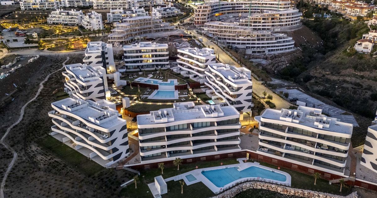 Квартира на среднем этаже в Fuengirola, Fuengirola, 10/12