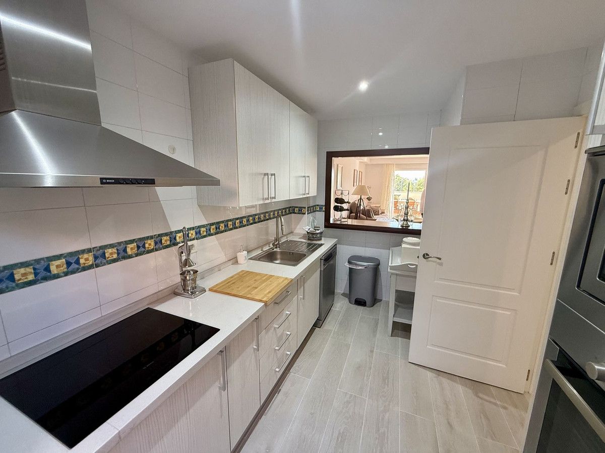 Townhouse in Cabopino, Cabopino, 3/12