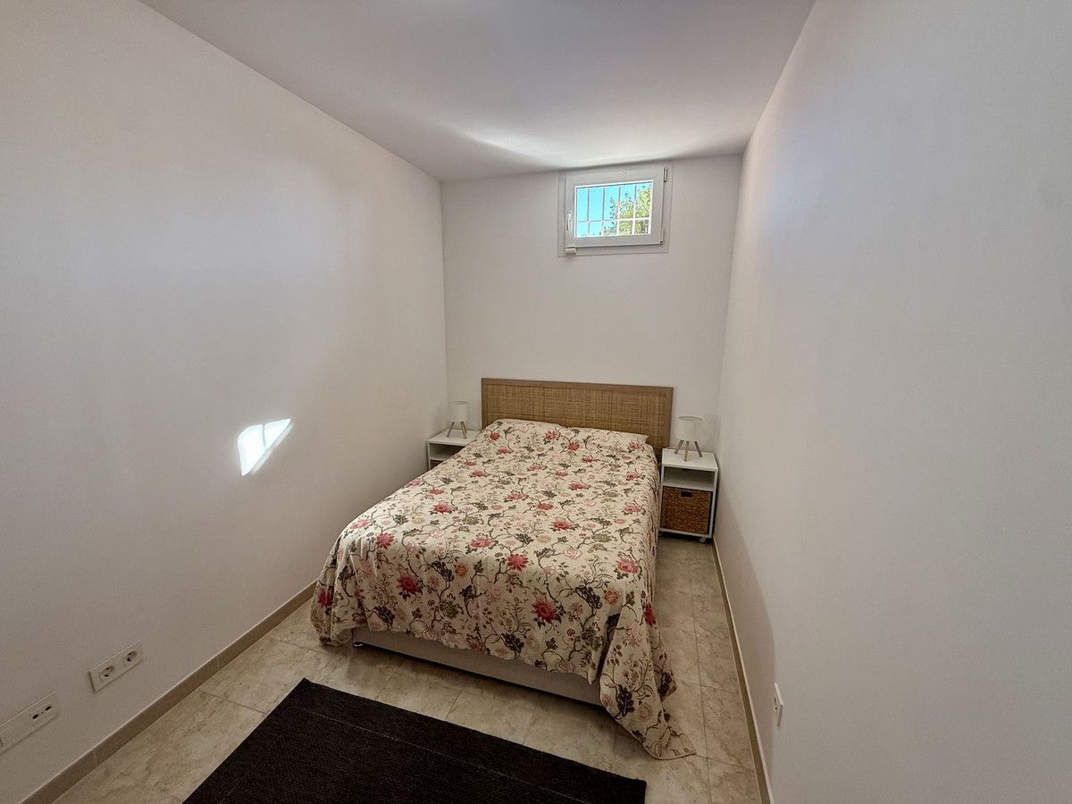 Townhouse in Cabopino, Cabopino, 9/12