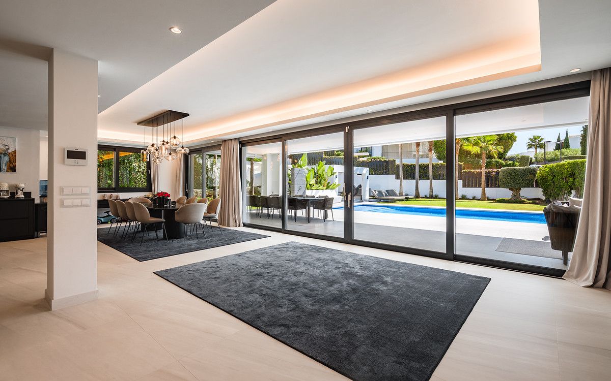 Villa individuelle à Nueva Andalucía, Nueva Andalucía, 8/12