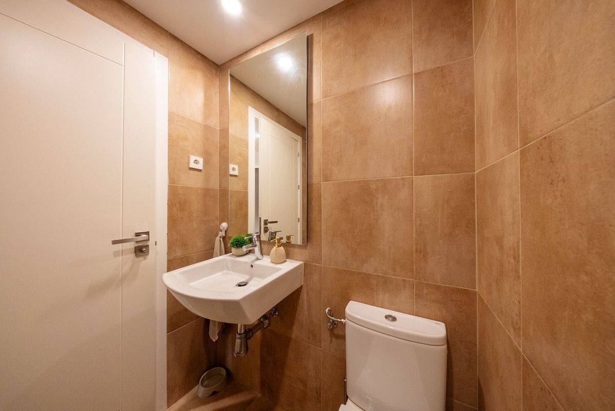 Apartamento de Planta Baja en Selwo, Selwo, 12/12