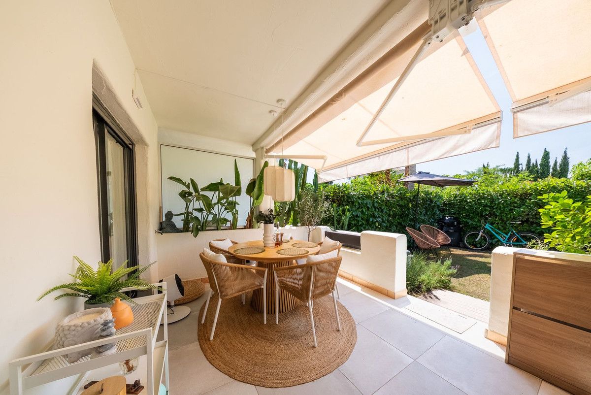 Apartamento de Planta Baja en Selwo, Selwo, 3/12