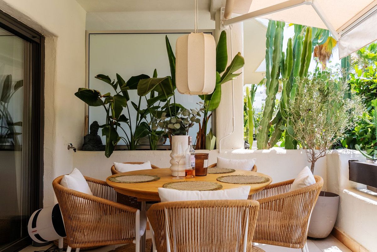 Apartamento de Planta Baja en Selwo, Selwo, 5/12