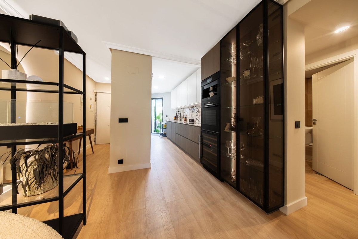 Apartamento de Planta Baja en Selwo, Selwo, 9/12