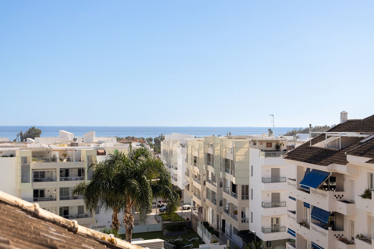 Penthouse Duplex in San Pedro de Alcántara, San Pedro de Alcántara, 4/12