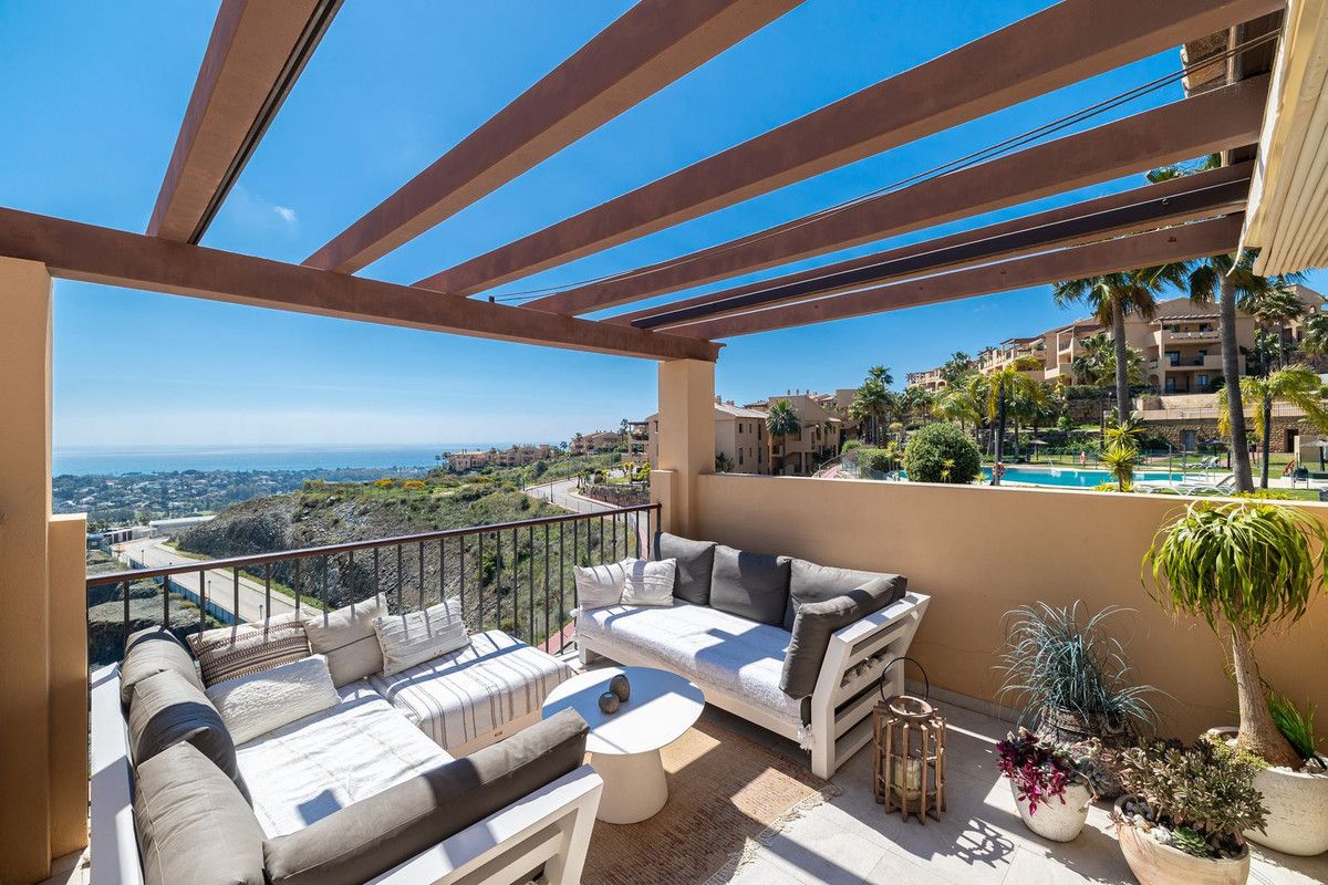 Penthouse in Benahavís, Benahavís, 8/12