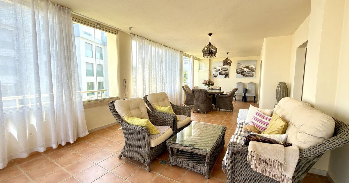 Middle Floor Apartment in El Faro, El Faro, 8/12