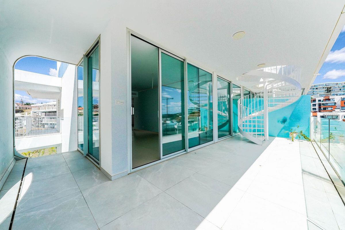 Penthouse Duplex in Higueron, Higueron, 4/12