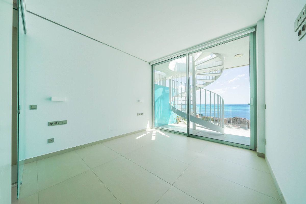 Penthouse Duplex in Higueron, Higueron, 9/12