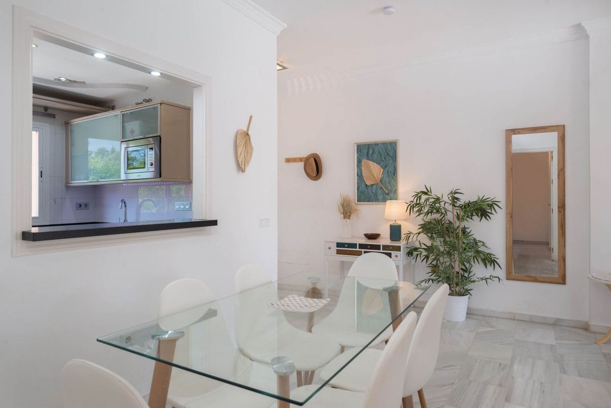 Apartamento de planta media en Carib Playa, Carib Playa, 6/12