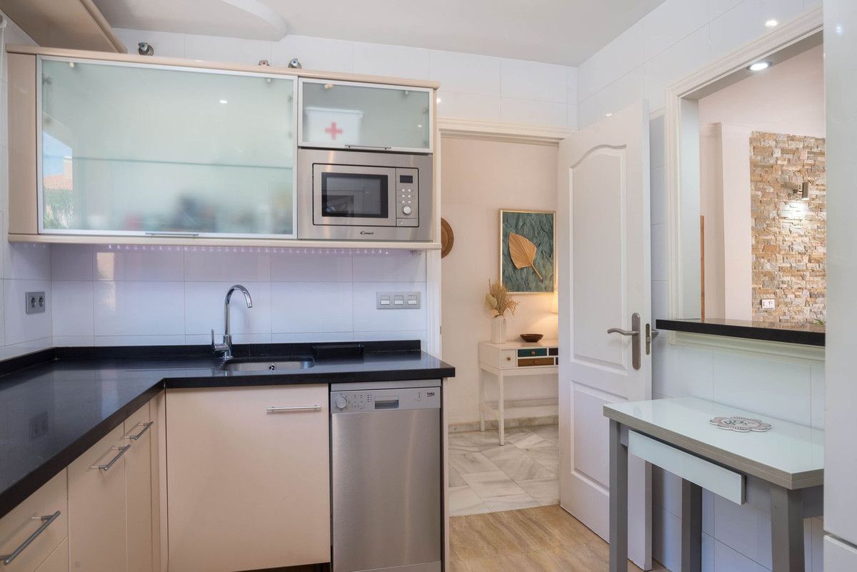 Apartamento de planta media en Carib Playa, Carib Playa, 9/12