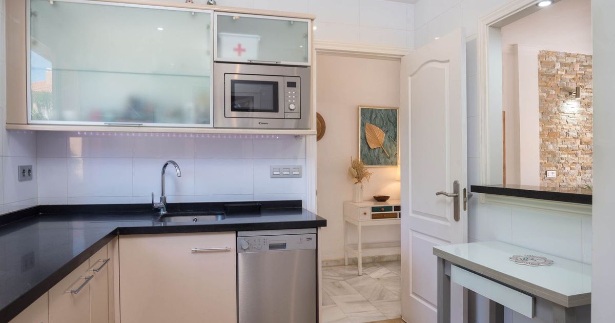 Apartamento de planta media en Carib Playa, Carib Playa, 9/12