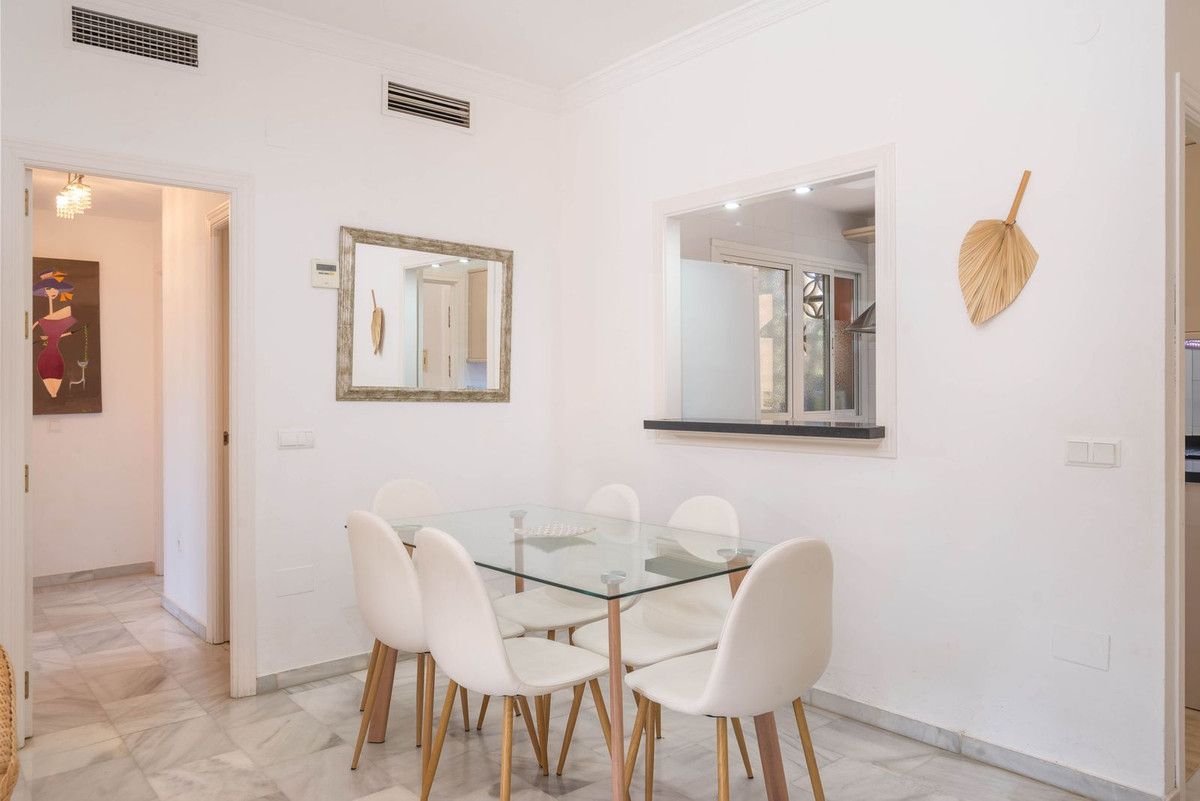 Apartamento de planta media en Carib Playa, Carib Playa, 10/12