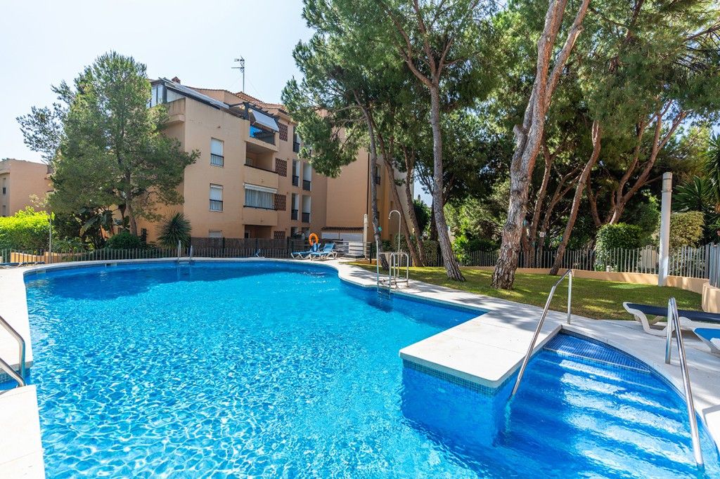 Appartement au rez-de-chaussée à Marbella, Marbella, 1/12