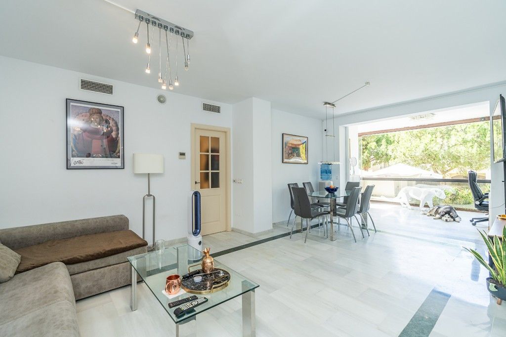 Appartement au rez-de-chaussée à Marbella, Marbella, 4/12