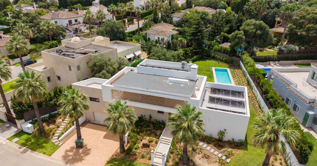 Willa wolnostojąca w Sotogrande Costa, Sotogrande Costa, 1/12