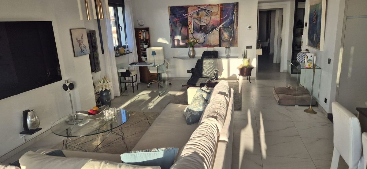 Penthouse in Estepona, Estepona, 4/11