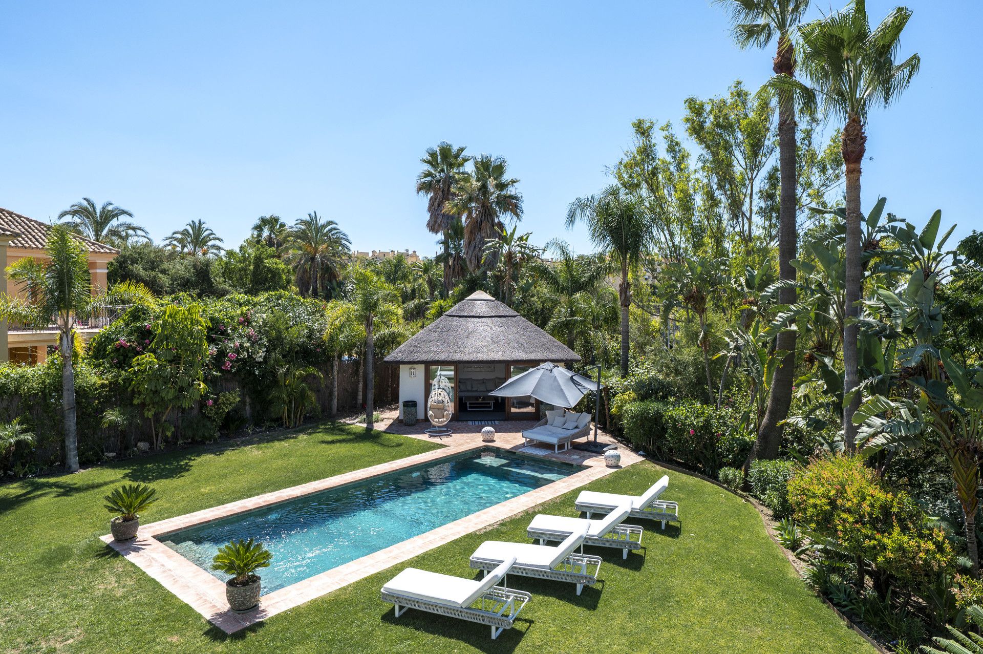Villa i Estepona, La Resina Golf, Estepona, 3/12