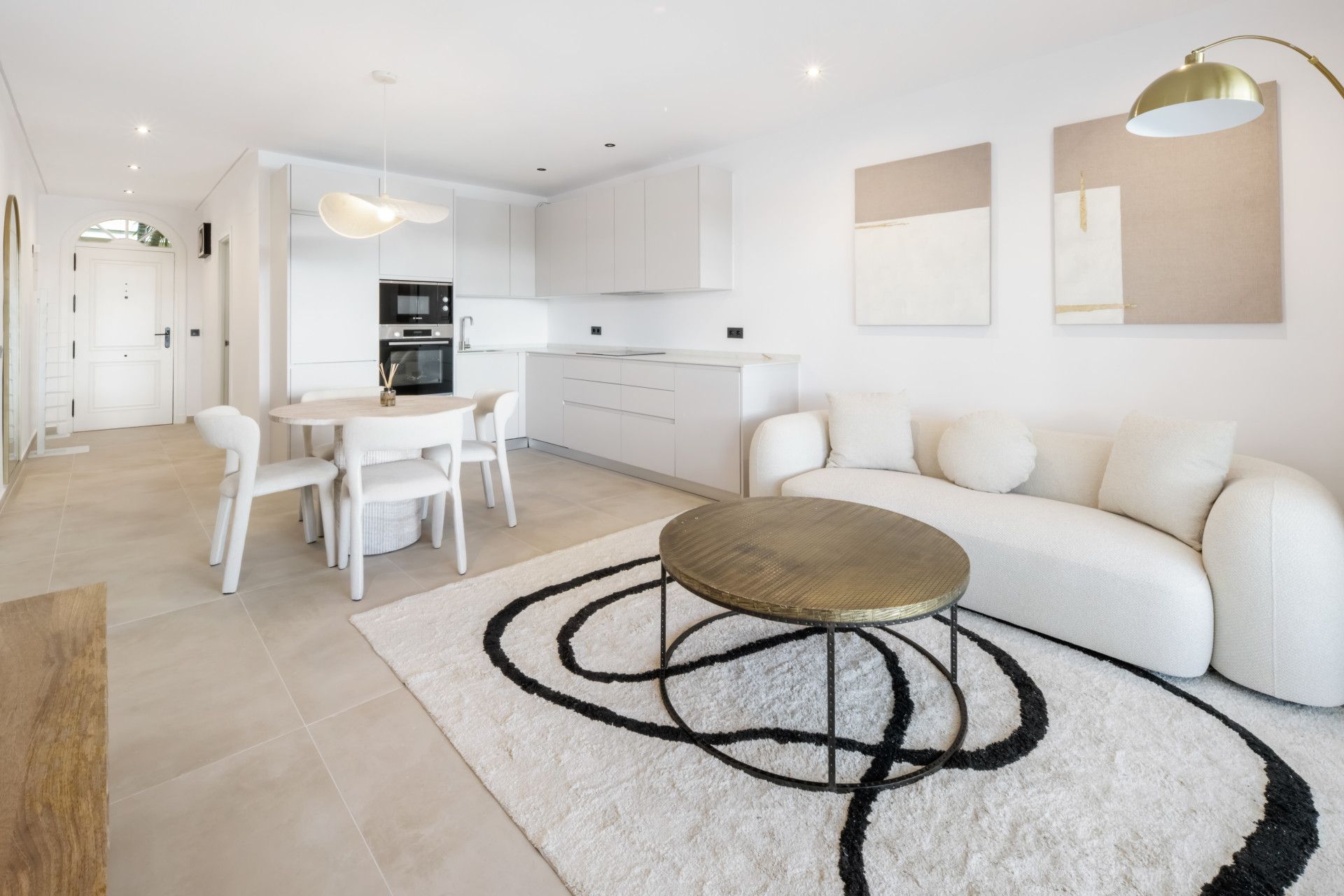 Apartment in Nueva Andalucia, Nueva Andalucia, 2/12