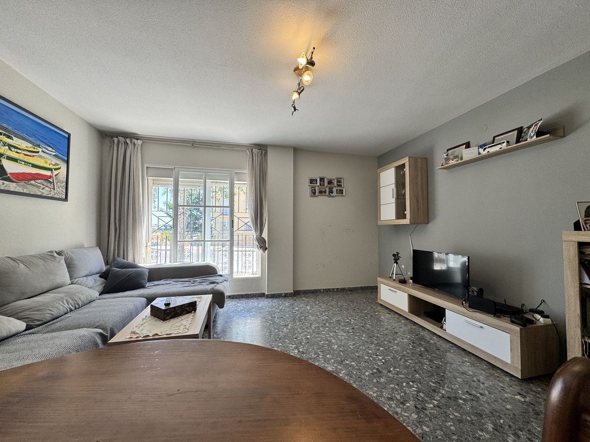 Apartamento en Planta Baja en Estepona, Estepona, 5/12