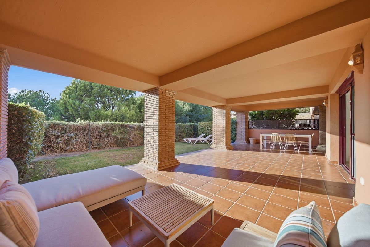 Ground Floor Apartment in Casares Playa, Casares Playa, 1/12