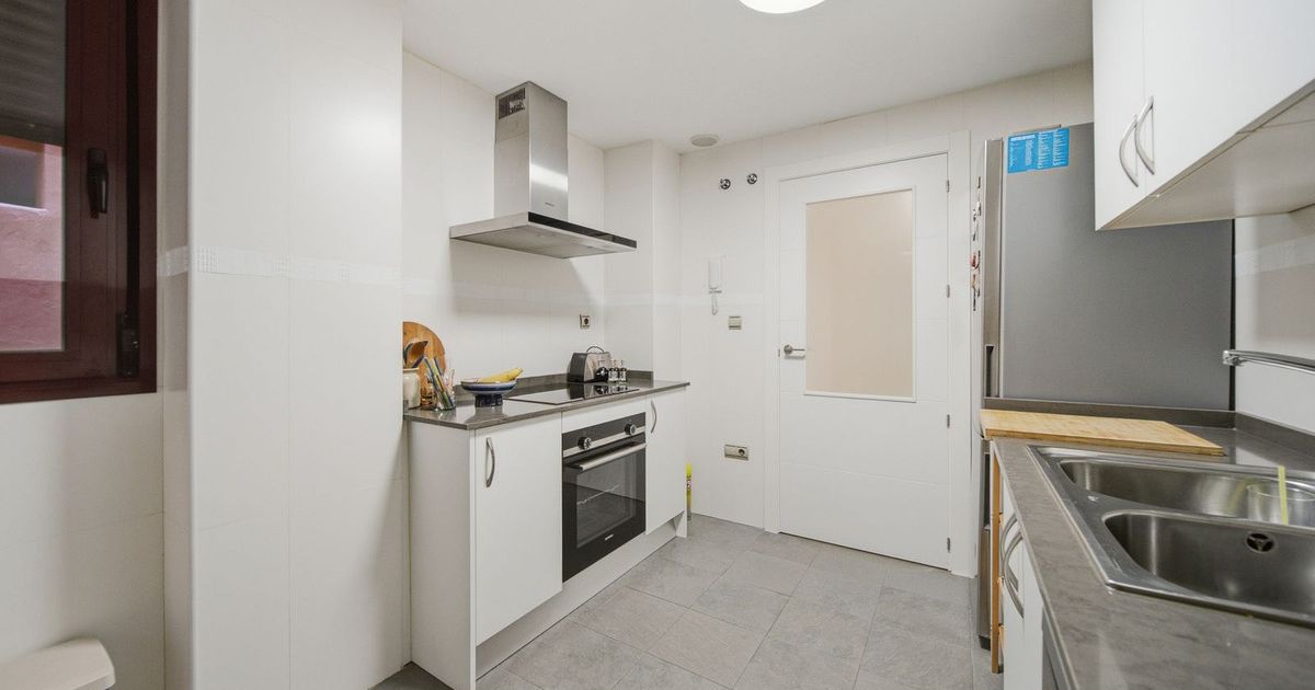 Ground Floor Apartment in Casares Playa, Casares Playa, 11/12