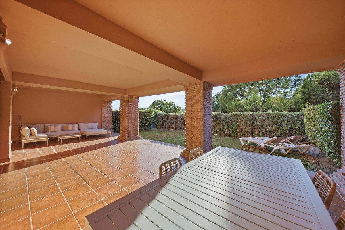 Ground Floor Apartment in Casares Playa, Casares Playa, 3/12
