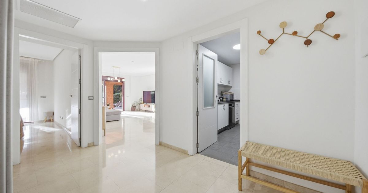Ground Floor Apartment in Casares Playa, Casares Playa, 5/12