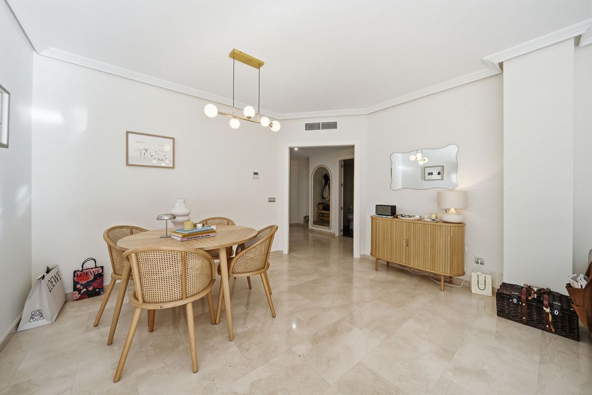 Ground Floor Apartment in Casares Playa, Casares Playa, 9/12
