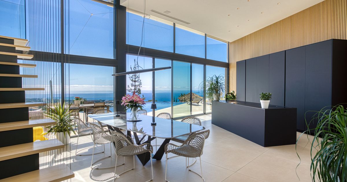Villa in Marbella East, Los Altos de los Monteros, Marbella East, 2/12