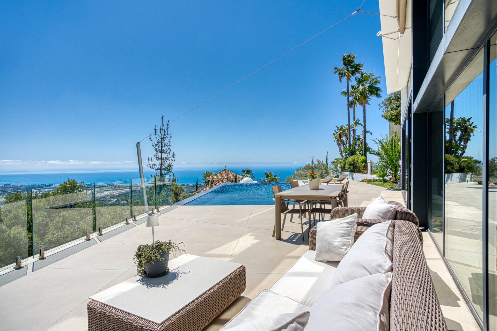 Villa in Marbella East, Los Altos de los Monteros, Marbella East, 11/12