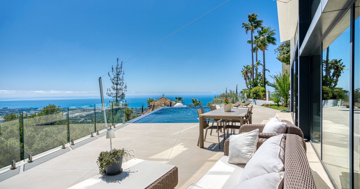 Villa in Marbella East, Los Altos de los Monteros, Marbella East, 11/12