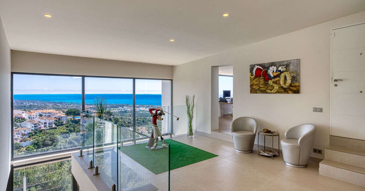 Villa in Marbella East, Los Altos de los Monteros, Marbella East, 4/12