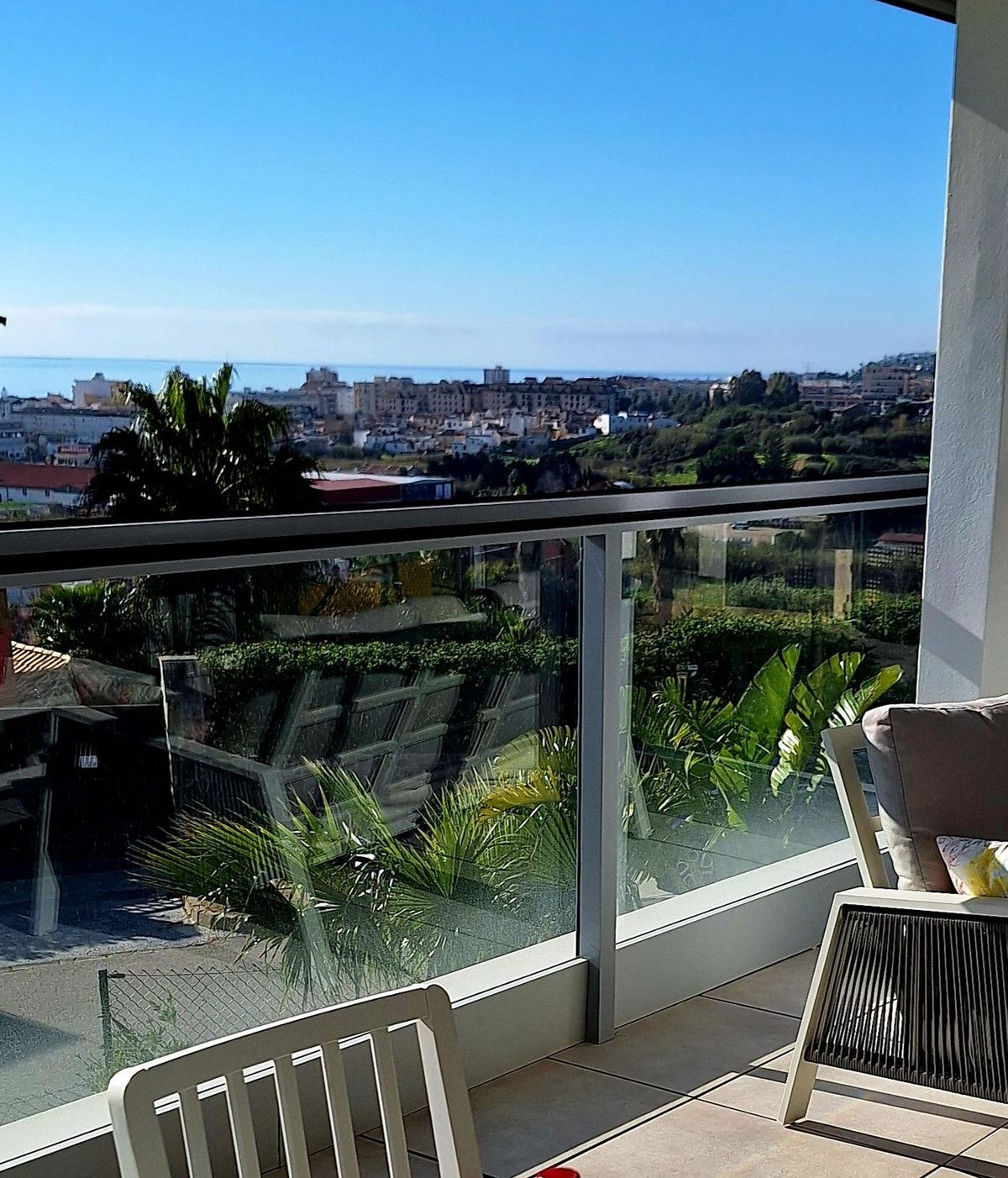 Erdgeschosswohnung in Doña Julia, Casares Playa, 4/12