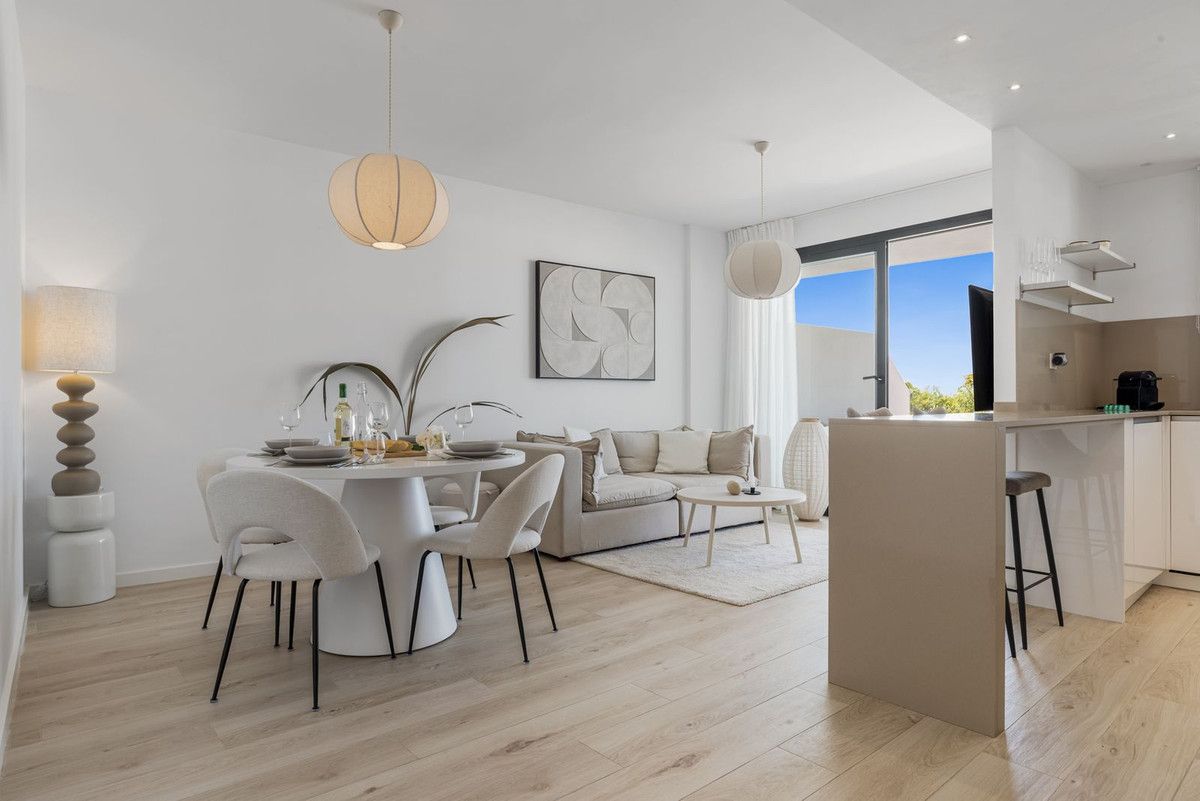 Apartment in der mittleren Etage in Estepona, Estepona, 2/12