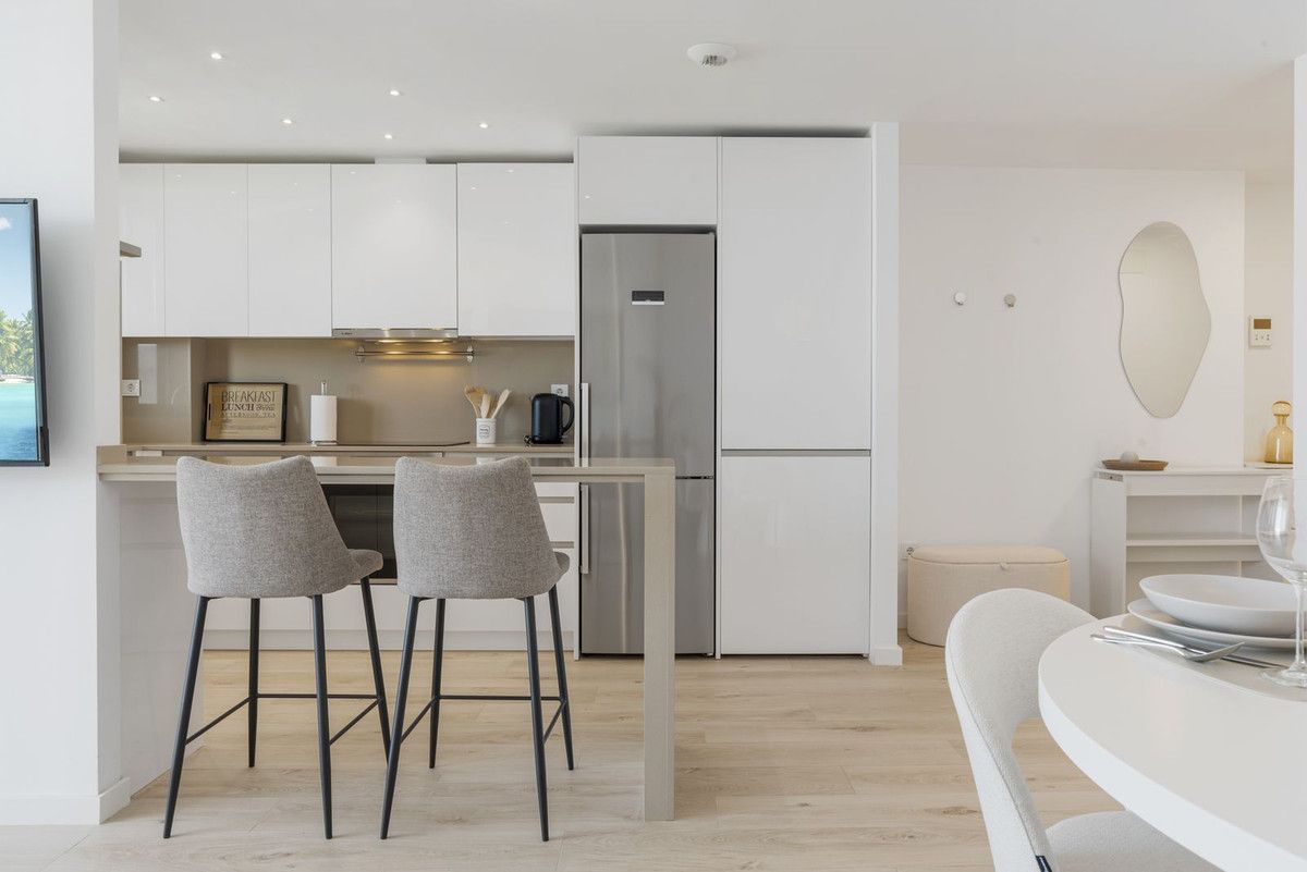 Apartment in der mittleren Etage in Estepona, Estepona, 5/12